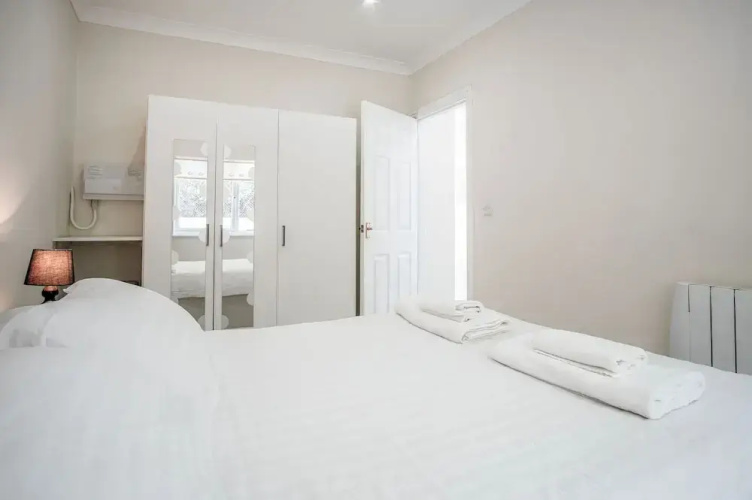 Dunes End - 2 Bedroom Apartment - Pendine