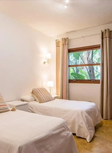 2 Bedrooms Deluxe Cottage with garden view