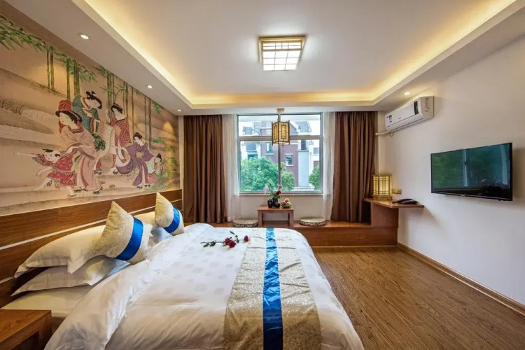 Dream In Jiangnan Hotel