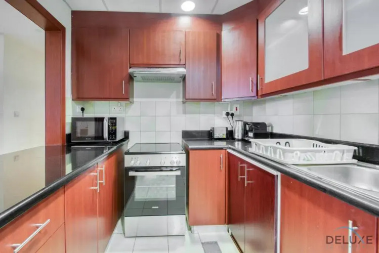Immaculate 2 BR at Sadaf 6 JBR by Deluxe Holiday Homes - Image 2