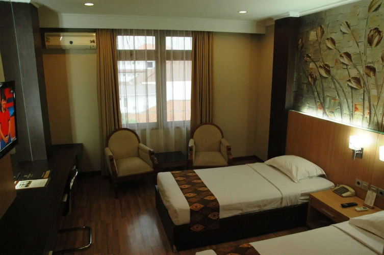 Riyadi Palace Hotel