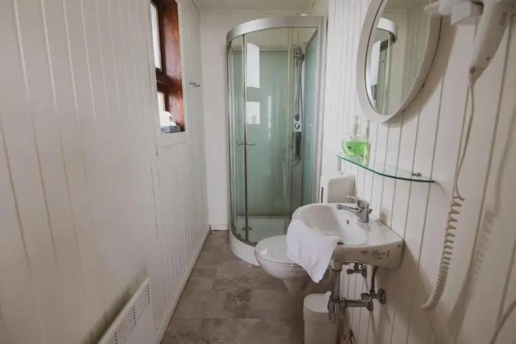 1 Bedroom Twin Cottage