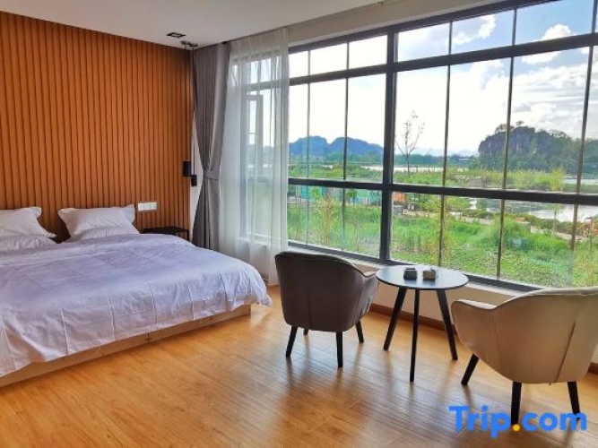 Standard Double room with lake view