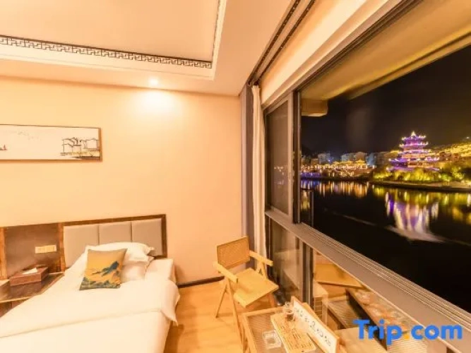 Standard Double room with river view