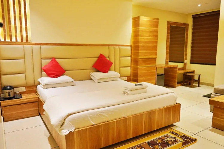Hotel Pachmarhi