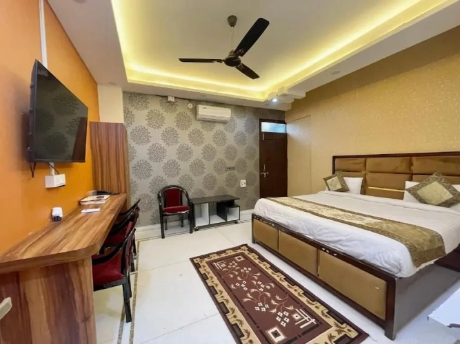 Standard Family room
