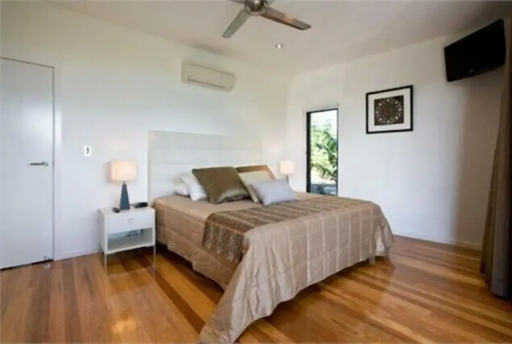 2 Bedrooms Comfort Apartment with sea view