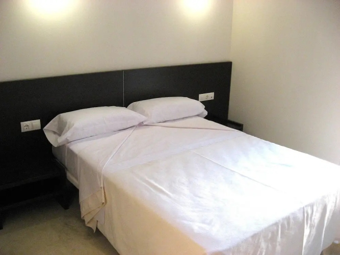 La Escala Apartment Near Beach for 3