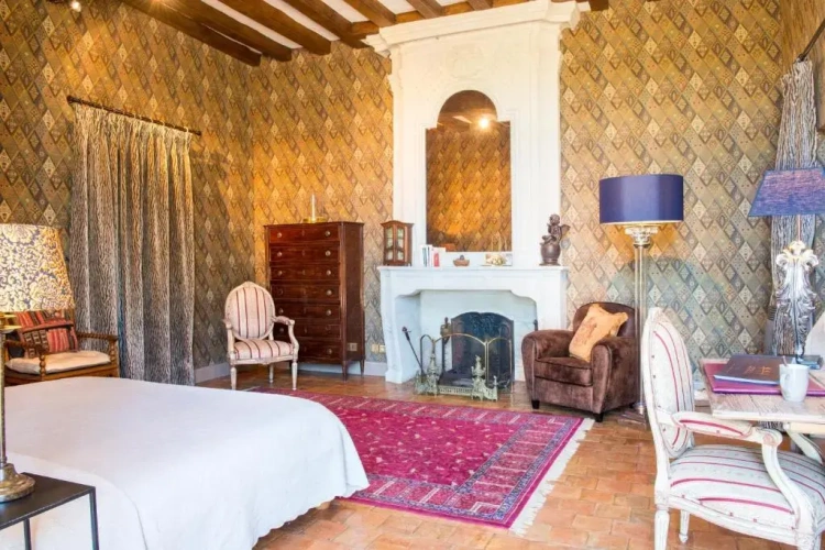 Prestige room