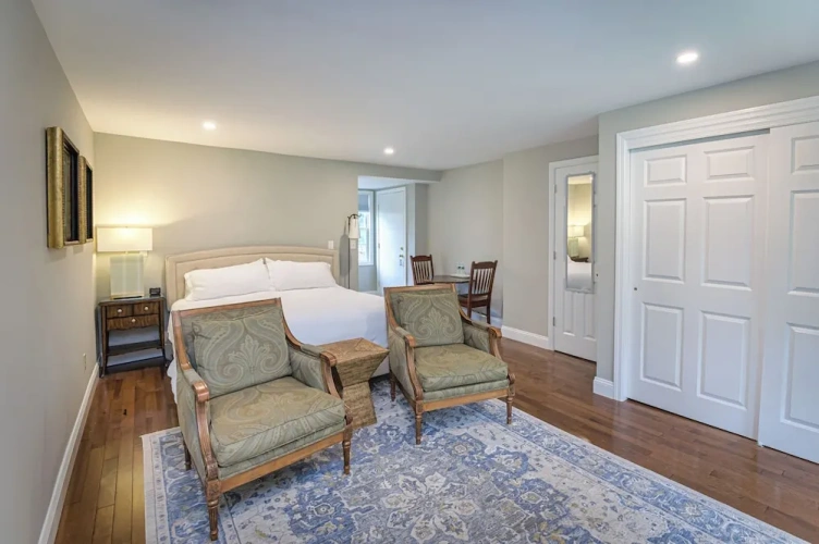 1 Bedroom Standard Double Suite