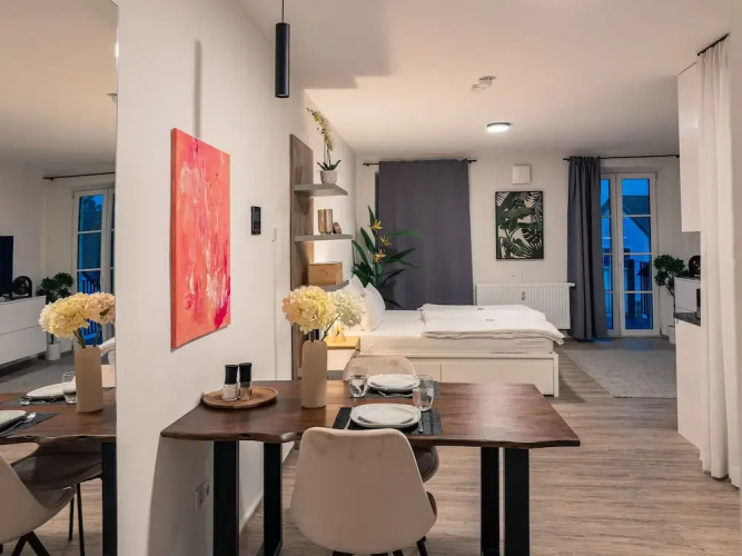 CREST - Riverside Lofts & Studios