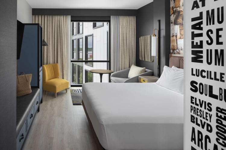 Double room with river view