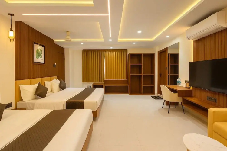 Hotel Rajshree Suites