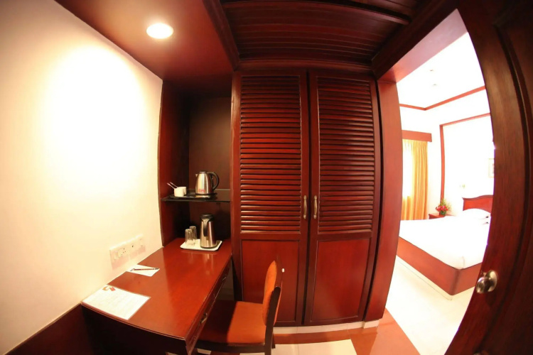 Rathna Residency