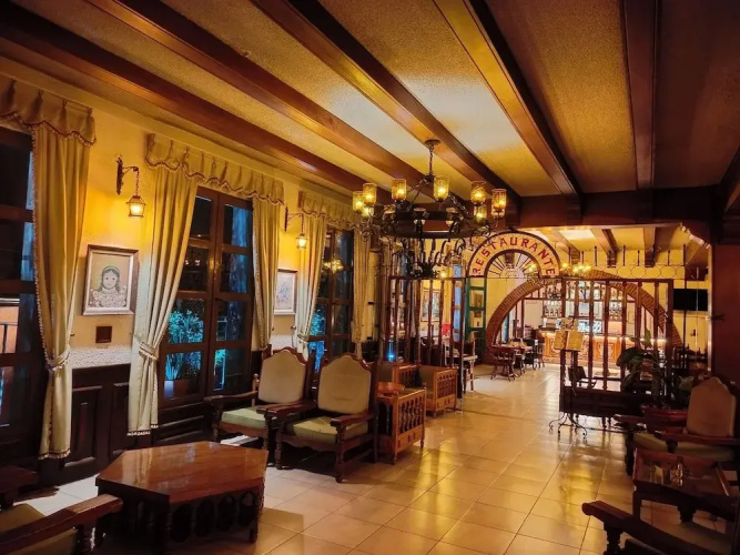 Suite H la ermita