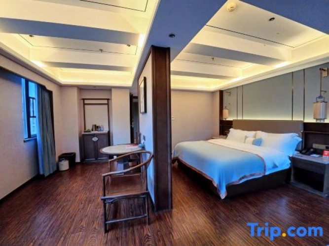 Premier Suite
