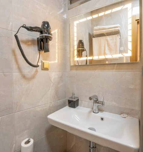Standard Double room with city view