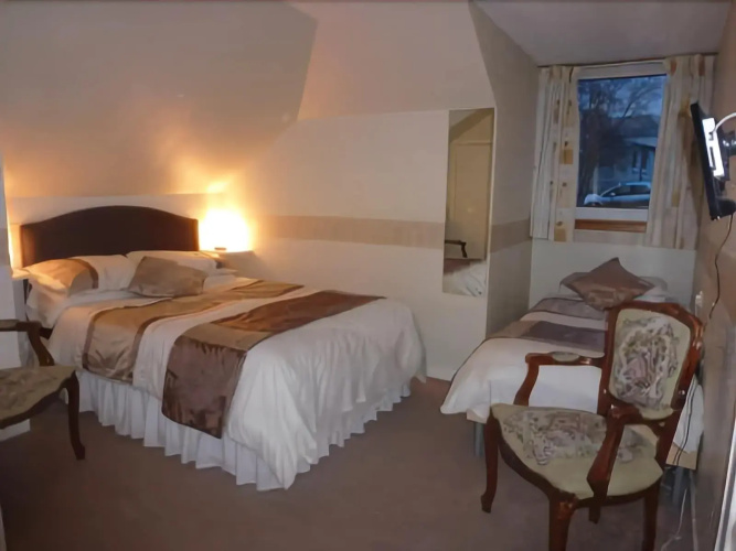 Don Muir Guest House