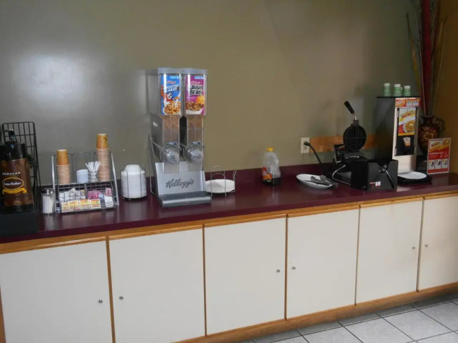 GuestHouse Inn St. Joseph
