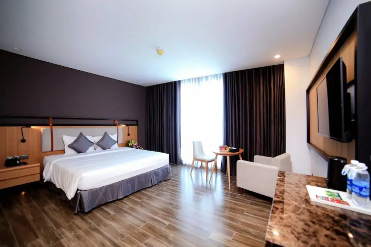 Dragon Style Hotel