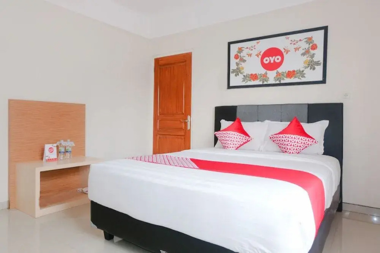 Oyo 696 Hasanah Guest House Syariah de Saphire