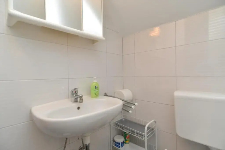 Apartment 765