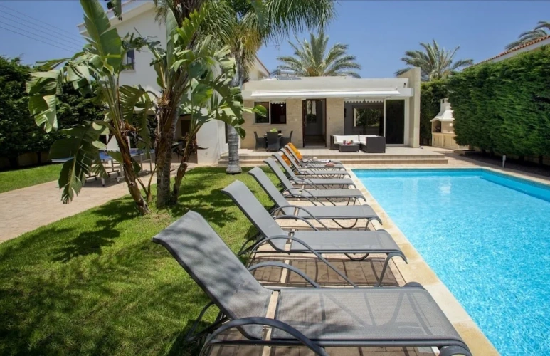 Royal Villa
