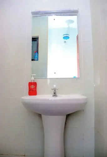 1 Bedroom Apartment with garden view