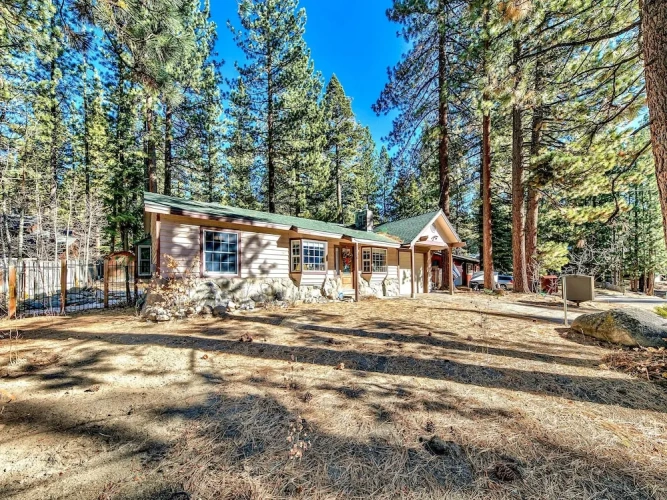 2 Bedrooms Cottage