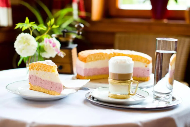 Dorf Café