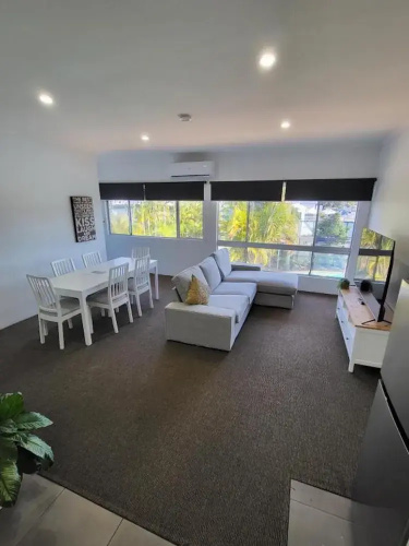 Central Motel Mooloolaba Apartments