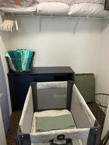 MCM Styled Condo Sleeps 4 Pool hot tub