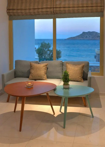 Zephyros Hotel
