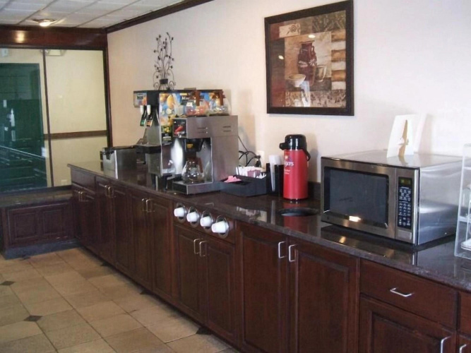Days Inn Southfield