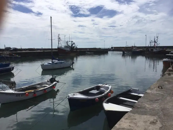 Sma Harbour Hoose