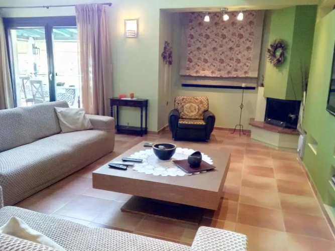 Vicente House