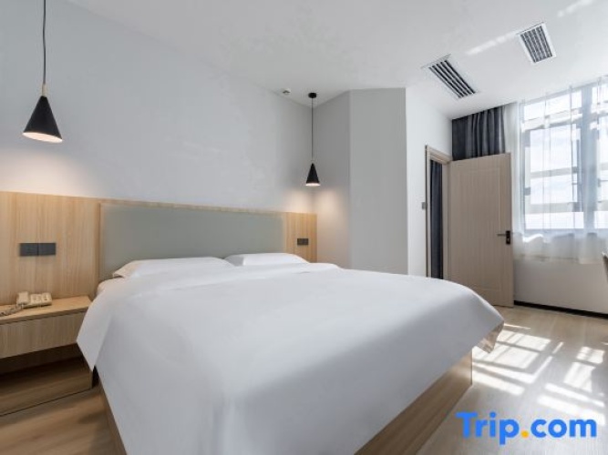 Deluxe Double Suite