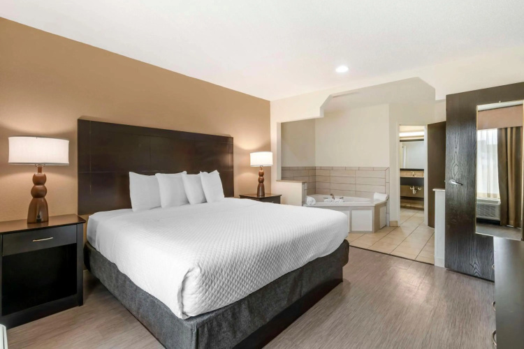 Best Western Suites