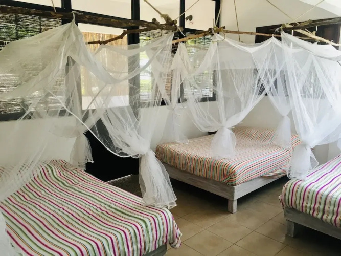 Nomad Beach House - Hostel