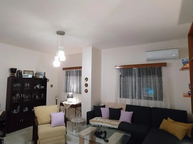 Giota's City House