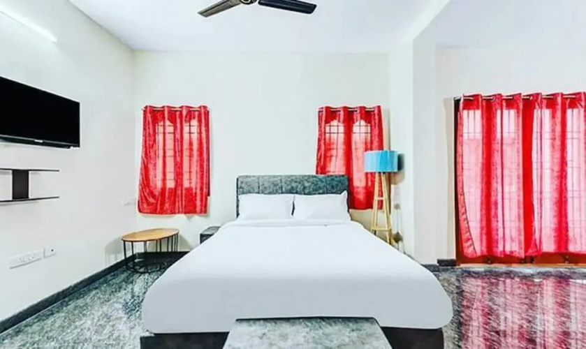 Fabexpress Aathira Inn