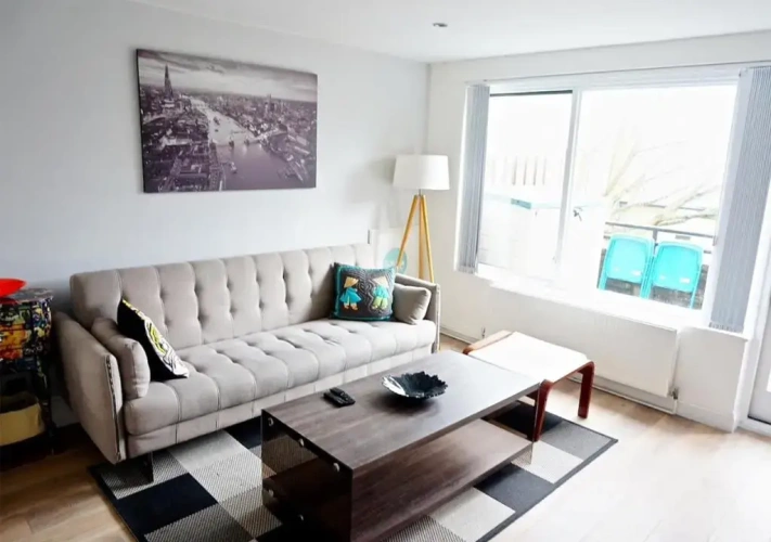 2 Bedrooms Apartment