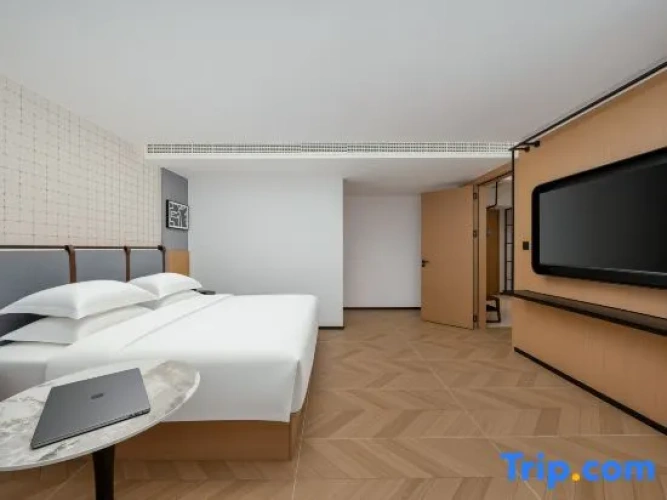 Executive Suite with river view