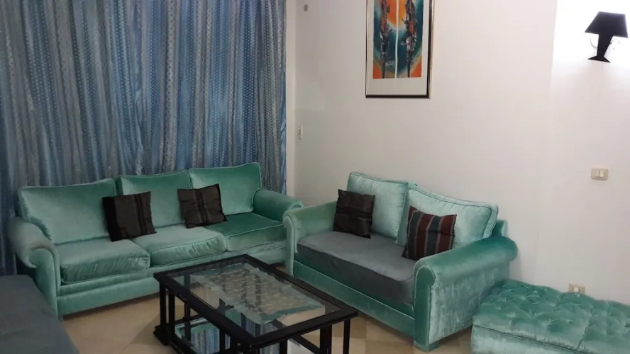 1 Bedroom Apartment with garden view