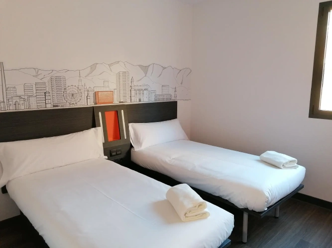 Twin room