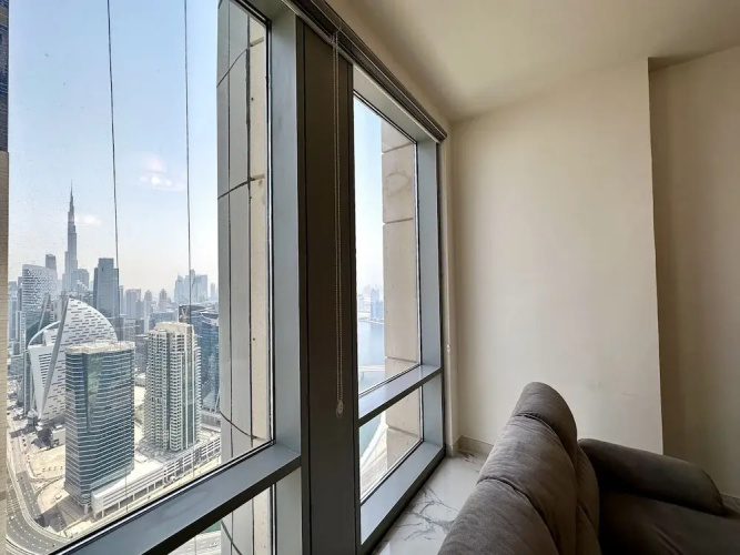 Lux BnB Amna Tower Burj Views