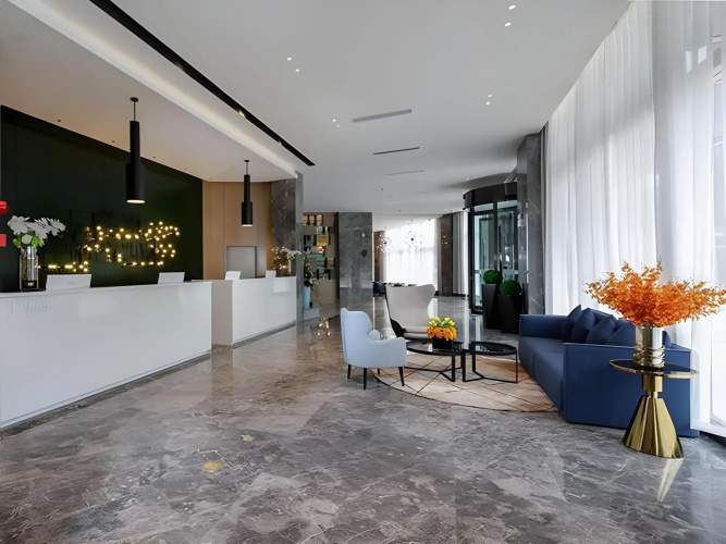Echarm Hotel (Mile)