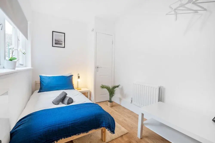2 Bed-ground Floor-free Parking