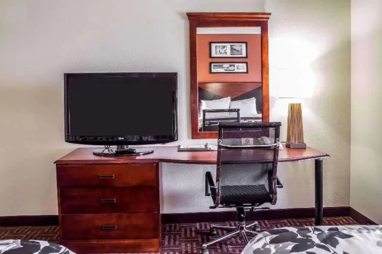 Standard Sextuple room