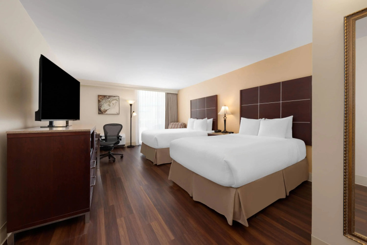 Wyndham Riverfront Little Rock photo 6